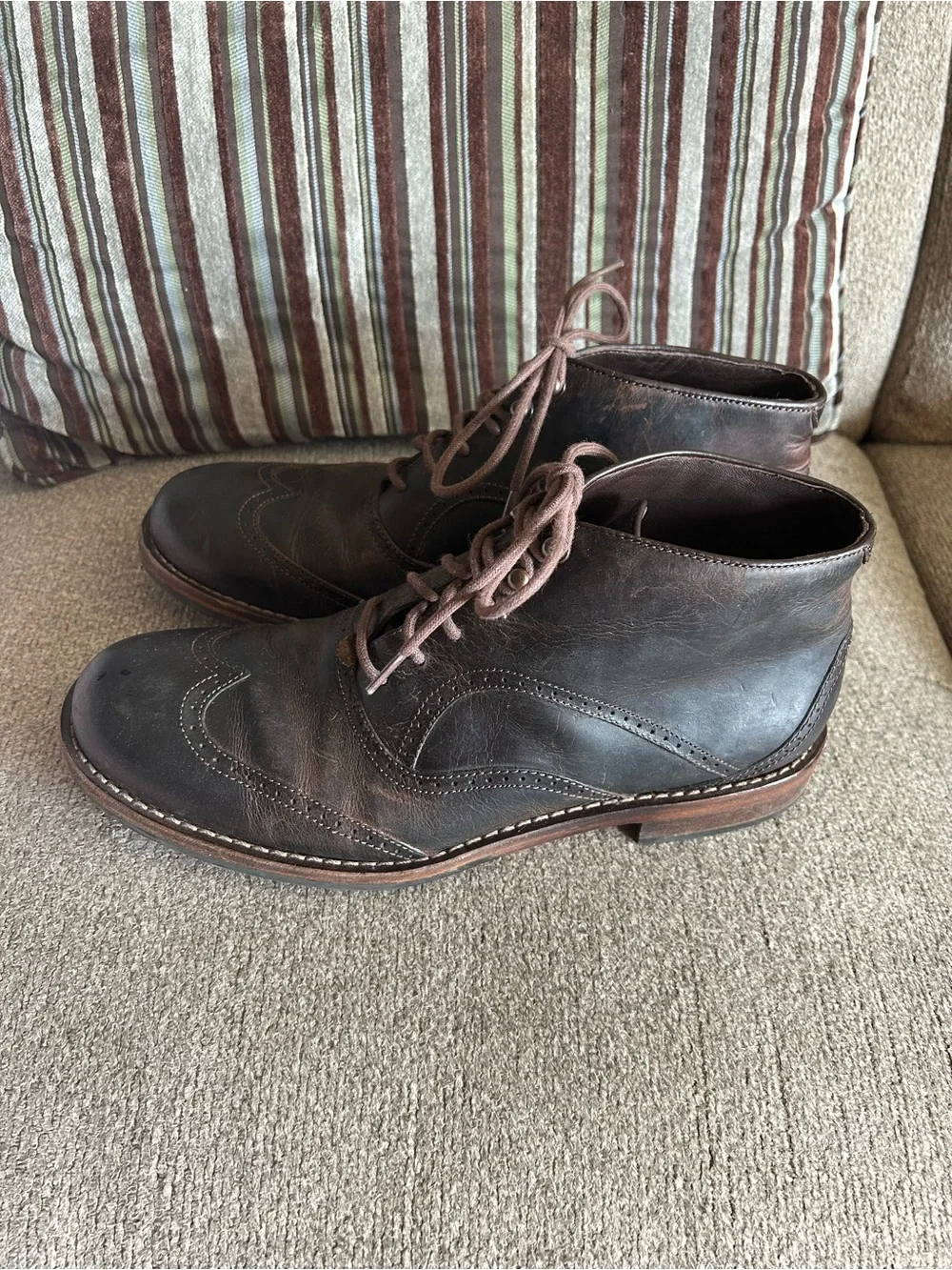 Wolverine Men’s 1000 Mile Wesley Wingtip Brown Leather Chukka Boots Size 9D